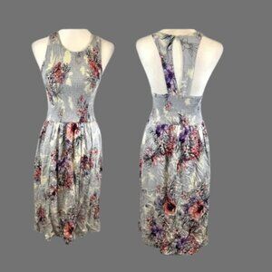 Francesca’s bleu ciel smocked floral cutout back midi dress size small